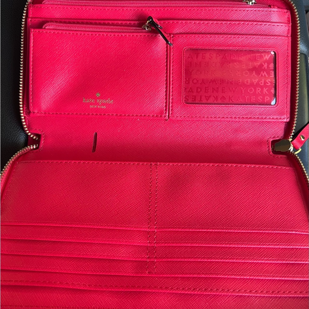 Kate Spade - Picture 2 of 3
